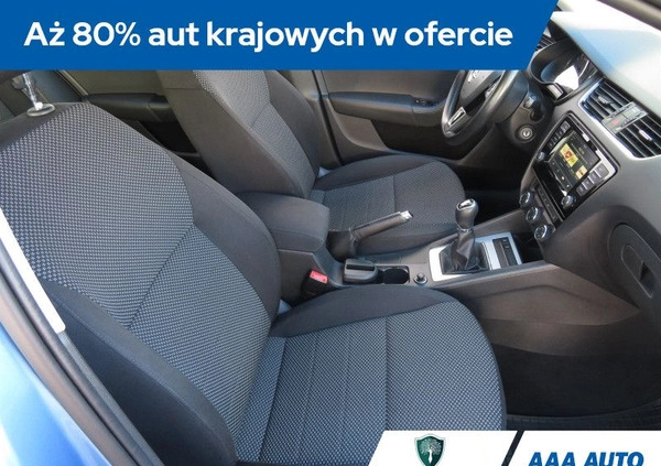 Skoda Octavia cena 35000 przebieg: 238818, rok produkcji 2015 z Wołomin małe 154